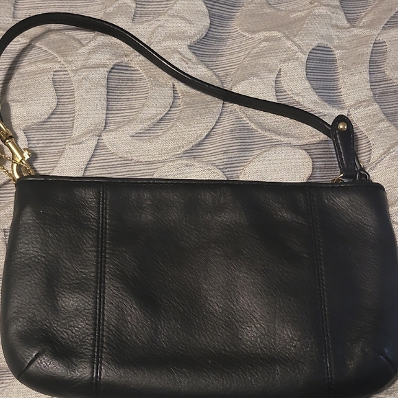 Coach Black Leather Shoulder Bag - Picture 2 of 3